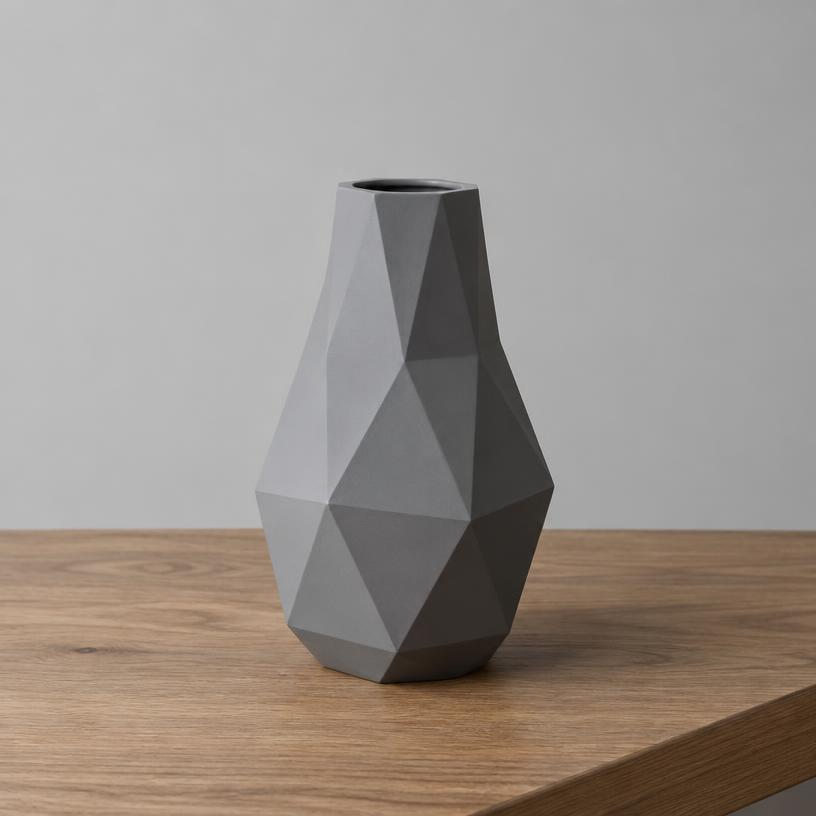 Low-Poly Desk Vase